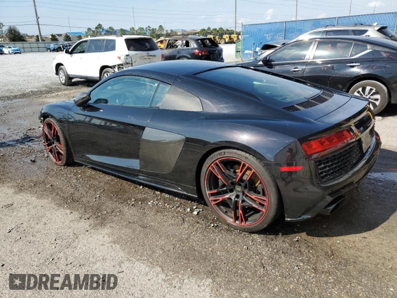2021 Audi R8 V10 z VIN WUABAAFX7M7900586, wystawiony jako Copart lot #43702475 z przebiegiem 20 246 mil mil oraz Szkoda całkowita • Salvage title. Historia ofert i sprzedaży dostępna na DreamBid. Obrazek 2.