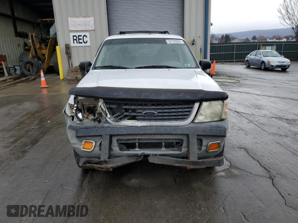 2002 Ford Explorer XLS with VIN 1FMZU72E02UC65652, listed as a Copart auction lot 52726555 with 271,357 mi miles and Salvage Title. Bid and sale history available at DreamBid. Image 5.