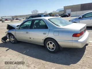2000 Toyota Camry CE with VIN 4T1BG22K6YU710227, listed as a Copart auction lot 51963795 with 140,034 mi miles and Salvage Title. Bid and sale history available at carsss.com. Image 2.