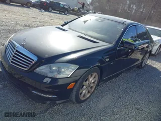 2012 Mercedes-Benz S-Class S 550 with VIN WDDNG7DB2CA465597, listed as a IAAI auction lot 41693984 with 164,765 mi miles. Bid and sale history available at carsss.com. Image 20.