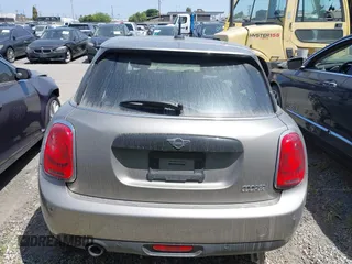2019 MINI Hardtop 4 Door Cooper with VIN WMWXU1C59K2L24715, listed as a IAAI auction lot 41398540 with 6,052 mi miles and . Bid and sale history available at DreamBid. Image 17.