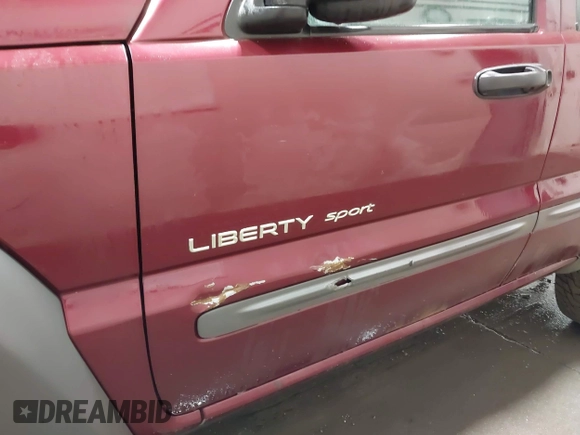 2002 Jeep Liberty Sport with VIN 1J4GL48K72W115630, listed as a IAAI auction lot 41973816 with 154,220 mi miles. Bid and sale history available at carsss.com. Image 6.