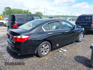 2013 Honda Accord LX z VIN 1HGCR2F38DA219080, wystawiony jako IAAI lot #42260992 z przebiegiem Nie podano mil oraz . Historia ofert i sprzedaży dostępna na DreamBid. Obrazek 4.