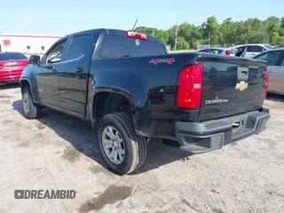 2018 Chevrolet Colorado 4WD LT z VIN 1GCGTCEN0J1265248, wystawiony jako IAAI lot #42247568 z przebiegiem 74 863 mil mil oraz . Historia ofert i sprzedaży dostępna na DreamBid. Obrazek 3.