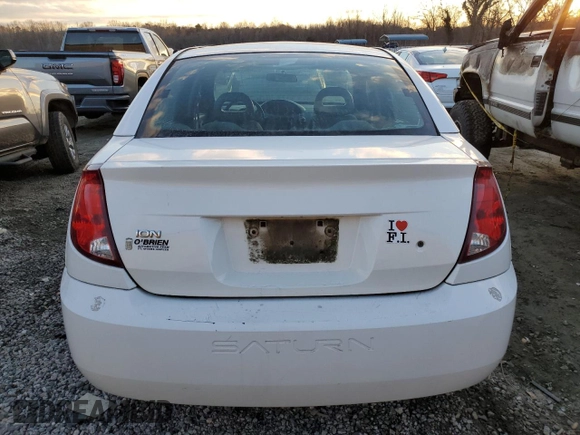 2004 Saturn ION ION 1 z VIN 1G8AG52F64Z113199, wystawiony jako Copart lot #42322425 z przebiegiem 237 255 mil mil oraz Szkoda całkowita • Salvage title. Historia ofert i sprzedaży dostępna na DreamBid. Obrazek 6.