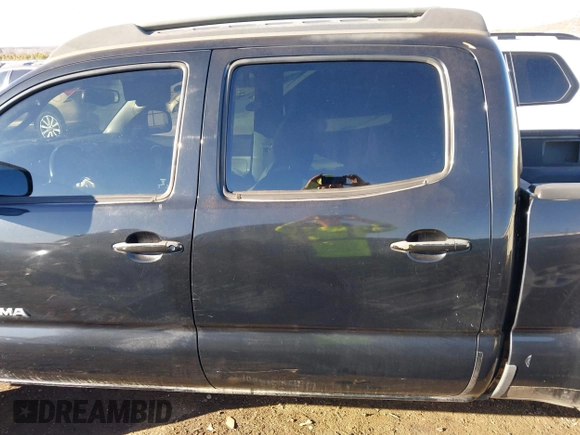 2006 Toyota Tacoma with VIN 3TMMU52N26M002740, listed as a IAAI auction lot 41684550 with 250,012 mi miles and . Bid and sale history available at DreamBid. Image 14.