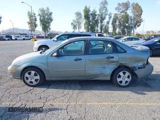 2006 Ford Focus S with VIN 1FAFP34N66W109359, listed as a IAAI auction lot 41975720 with 229,870 mi miles and . Bid and sale history available at carsss.com. Image 14.