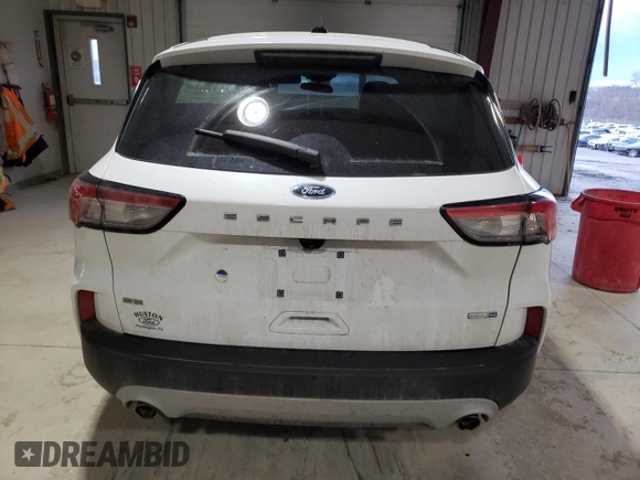 2020 Ford Escape SE with VIN 1FMCU9G67LUA27821, listed as a Copart auction lot 46441445 with 24,266 mi miles and Salvage Title. Bid and sale history available at DreamBid. Image 6.