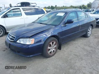 2000 Acura TL with VIN 19UUA5673YA043335, listed as a IAAI auction lot 42078273 with 104,354 mi miles. Bid and sale history available at carsss.com. Image 2.