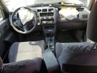 2000 Toyota RAV4 с VIN JT3HP10V3Y7165886, выставлен на аукционе Copart как лот 55946715 с пробегом 136 518 миль миль и Списание • Salvage title. История ставок и продаж доступна на DreamBid. Изображение 8.