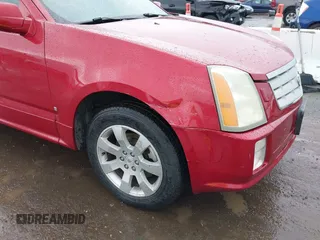 2008 Cadillac SRX AWD with VIN 1GYEE637580124158, listed as a IAAI auction lot 41501236 with 101,572 mi miles. Bid and sale history available at carsss.com. Image 6.