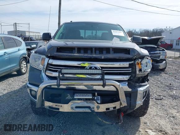 2016 Toyota Tundra 4WD Truck SR with VIN 5TFUW5F19GX548996, listed as a IAAI auction lot 41607605 with 101,194 mi miles. Bid and sale history available at carsss.com. Image 12.
