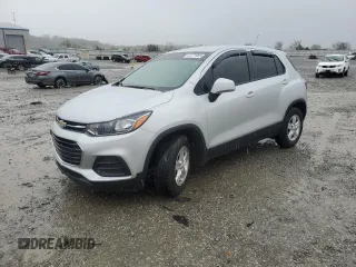 2021 Chevrolet Trax LS with VIN KL7CJKSB5MB303478, listed as a Copart auction lot 51771965 with 28,615 mi miles and Salvage Title. Bid and sale history available at carsss.com. Image 1.