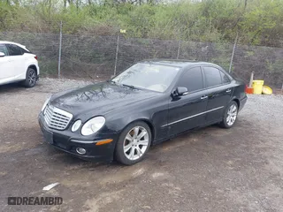 2009 Mercedes-Benz E-Class Luxury 3.5L with VIN WDBUF87X69B366093, listed as a IAAI auction lot 41961373 with 1 mi miles. Bid and sale history available at carsss.com. Image 19.