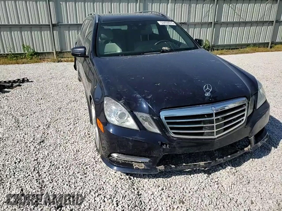 2013 Mercedes-Benz E 350 Luxury with VIN WDDHH8JB4DA737394, listed as a Copart auction lot 53459975 with 198,277 mi miles and Salvage title. Bid and sale history available at DreamBid. Image 10.