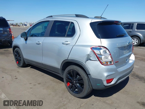 2020 Chevrolet Trax LT z VIN 3GNCJLSB8LL336990, wystawiony jako IAAI lot #42105917 z przebiegiem 97 424 mil mil oraz . Historia ofert i sprzedaży dostępna na DreamBid. Obrazek 6.