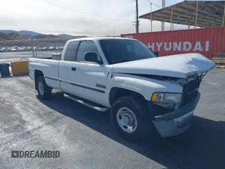 1999 Dodge Ram 2500 with VIN 1B7KC2362XJ593196, listed as a IAAI auction lot 41388015 with 466,535 mi miles. Bid and sale history available at carsss.com. Image 1.
