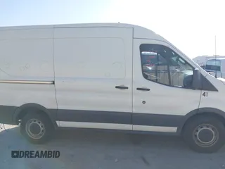 2017 Ford Transit Cargo with VIN 1FTYE1CM4HKB25432, listed as a IAAI auction lot 41830840 with 184,829 mi miles and . Bid and sale history available at carsss.com. Image 13.
