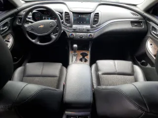 2015 Chevrolet Impala LT z VIN 2G1115SL5F9140249, wystawiony jako Copart lot #61856985 z przebiegiem 189 167 mil mil oraz Czysty tytuł • Clean title. Historia ofert i sprzedaży dostępna na DreamBid. Obrazek 8.