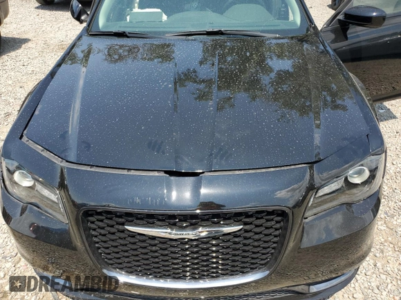 2018 Chrysler 300 Touring z VIN 2C3CCAAG9JH341047, wystawiony jako Copart lot #55899205 z przebiegiem 24 658 mil mil oraz Szkoda całkowita • Salvage title. Historia ofert i sprzedaży dostępna na DreamBid. Obrazek 11.