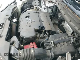 2015 Mitsubishi Outlander ES с VIN 4A4AR3AW3FE039877, выставлен на аукционе IAAI как лот 42950056 с пробегом 118 872 миль миль и . История ставок и продаж доступна на DreamBid. Изображение 19.