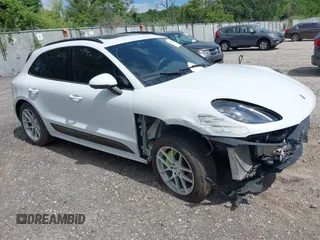 2017 Porsche Macan Turbo с VIN WP1AF2A54HLB60061, выставлен на аукционе IAAI как лот 42296027 с пробегом 89 042 миль миль и . История ставок и продаж доступна на DreamBid. Изображение 1.