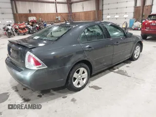 2007 Ford Fusion SE with VIN 3FAHP07Z87R279863, listed as a IAAI auction lot 41912611 with 197,703 mi miles. Bid and sale history available at carsss.com. Image 4.
