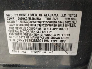 2006 Honda Pilot EX-L with RES with VIN 5FNYF28636B021196, listed as a IAAI auction lot 41461805 with 328,491 mi miles. Bid and sale history available at carsss.com. Image 9.