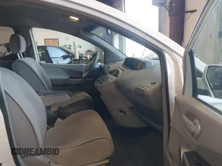 2006 Nissan Quest S Special Edition with VIN 5N1BV28U16N119101, listed as a IAAI auction lot 42110977 with 1 mi miles. Bid and sale history available at carsss.com. Image 5.