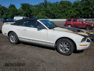 2005 Ford Mustang Deluxe with VIN 1ZVFT84N755194037, listed as a Copart auction lot 61485405 with Not provided miles and Salvage title. Bid and sale history available at DreamBid. Image 4.