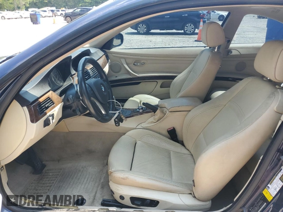 2011 BMW 3 Series 328i with VIN WBAKE3C51BE441707, listed as a Copart auction lot 62581005 with 132,115 mi miles and Salvage title. Bid and sale history available at DreamBid. Image 7.