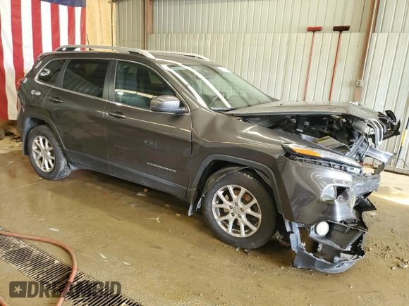 2017 Jeep Cherokee Latitude with VIN 1C4PJMCB2HW609258, listed as a Copart auction lot 59881055 with 69,081 mi miles and Salvage title. Bid and sale history available at DreamBid. Image 4.
