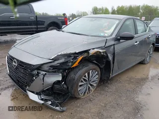2024 Nissan Altima SV with VIN 1N4BL4DV5RN424969, listed as a IAAI auction lot 42201919 with 22,258 mi miles and . Bid and sale history available at carsss.com. Image 17.