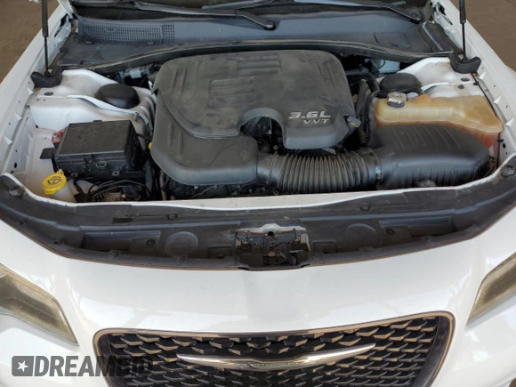 2019 Chrysler 300 S with VIN 2C3CCABG5KH539396, listed as a Copart auction lot 50924075 with 104,164 mi miles and Salvage Title. Bid and sale history available at DreamBid. Image 11.