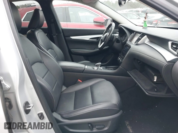 2019 Infiniti QX50 Essential z VIN 3PCAJ5M13KF136032, wystawiony jako IAAI lot #41391260 z przebiegiem 102 407 mil mil oraz . Historia ofert i sprzedaży dostępna na DreamBid. Obrazek 5.