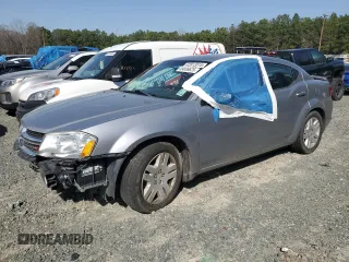 2014 Dodge Avenger SE z VIN 1C3CDZAB1EN161624, wystawiony jako Copart lot #49036625 z przebiegiem 180 878 mil mil oraz Szkody całkowita. Historia ofert i sprzedaży dostępna na DreamBid. Obrazek 1.