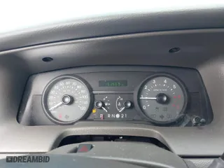 2006 Mercury Grand Marquis GS with VIN 2MEFM74W26X632447, listed as a IAAI auction lot 41564231 with 131,563 mi miles. Bid and sale history available at carsss.com. Image 7.