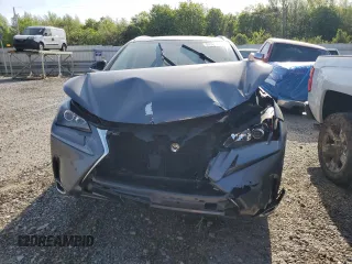 2017 Lexus NX 200t z VIN JTJYARBZXH2061188, wystawiony jako Copart lot #52870415 z przebiegiem Nie podano mil oraz Szkody całkowita. Historia ofert i sprzedaży dostępna na DreamBid. Obrazek 5.