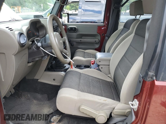 2007 Jeep Wrangler X z VIN 1J4FA24187L152407, wystawiony jako Copart lot #62571655 z przebiegiem 121 500 mil mil oraz Czysty tytuł • Clean title. Historia ofert i sprzedaży dostępna na DreamBid. Obrazek 7.