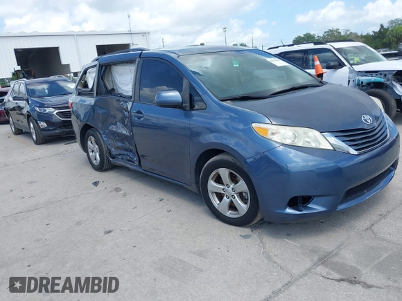 2015 Toyota Sienna LE AAS с VIN 5TDKK3DC9FS586034, выставлен на аукционе IAAI как лот 41955806 с пробегом 124 678 миль миль и . История ставок и продаж доступна на DreamBid. Изображение 1.