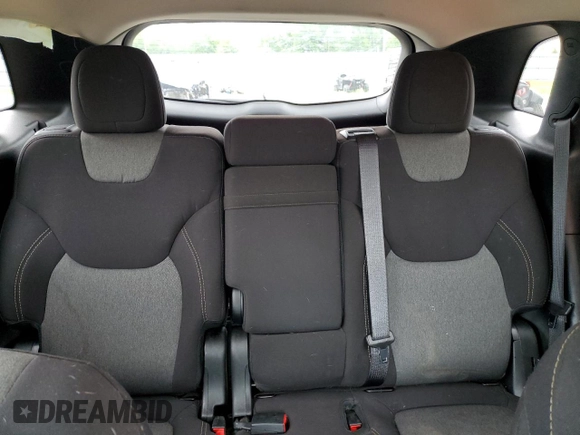 2018 Jeep Cherokee Latitude Tech Connect with VIN 1C4PJMCX8JD588624, listed as a Copart auction lot 59873355 with 108,896 mi miles and Salvage title. Bid and sale history available at DreamBid. Image 10.