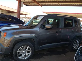 2017 Jeep Renegade Latitude with VIN ZACCJBBB9HPE88147, listed as a IAAI auction lot 42313592 with 136,111 mi miles and . Bid and sale history available at DreamBid. Image 15.