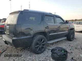 2010 Cadillac Escalade z VIN 1GYUKAEF8AR184514, wystawiony jako Copart lot #73656034 z przebiegiem 146 172 mil mil oraz Szkody całkowita. Historia ofert i sprzedaży dostępna na DreamBid. Obrazek 3.