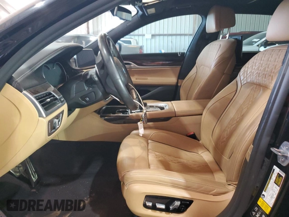 2019 BMW 7 Series M760i xDrive with VIN WBA7H6C50KG615270, listed as a Copart auction lot 59960854 with 42,172 mi miles and Salvage title. Bid and sale history available at DreamBid. Image 7.
