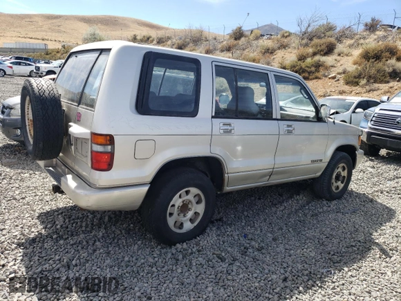1994 Isuzu Trooper with VIN JACDH58V7R7929502, listed as a Copart auction lot 70280554 with 243,827 mi miles and Clean title. Bid and sale history available at DreamBid. Image 3.