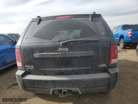 2007 Jeep Grand Cherokee Laredo with VIN 1J8HR48P67C630074, listed as a Copart auction lot 43810525 with 177,521 mi miles and Non Repairable. Bid and sale history available at carsss.com. Image 6.