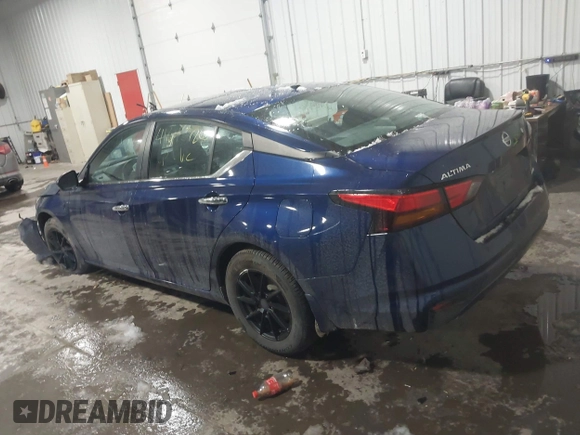2019 Nissan Altima 2.5 S with VIN 1N4BL4BWXKC204322, listed as a IAAI auction lot 41340724 with 44,573 mi miles. Bid and sale history available at carsss.com. Image 3.