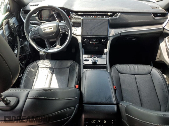 2024 Jeep Grand Cherokee Limited with VIN 1C4RJKBG1R8624639, listed as a Copart auction lot 61496635 with 4,562 mi miles and Salvage title. Bid and sale history available at DreamBid. Image 8.