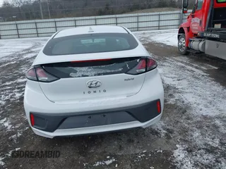 2020 Hyundai Ioniq SEL z VIN KMHC85LC4LU239732, wystawiony jako IAAI lot #41002757 z przebiegiem 76 379 mil mil oraz . Historia ofert i sprzedaży dostępna na DreamBid. Obrazek 16.