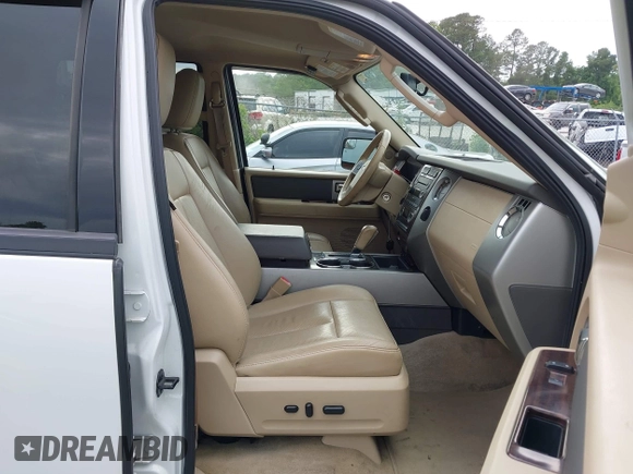 2014 Ford Expedition Max XLT z VIN 1FMJK1J55EEF43350, wystawiony jako IAAI lot #42186829 z przebiegiem 239 910 mil mil oraz . Historia ofert i sprzedaży dostępna na DreamBid. Obrazek 5.